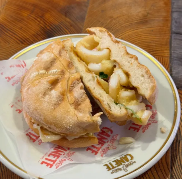 Bar Canete | One amazing squid sandwich 🦑😋!!
