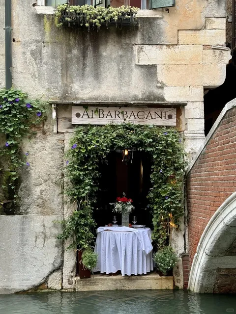  Venice's Most Romantic (Cheesy?) Riverside Dining Experience 💖🍽️  