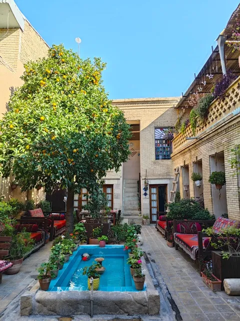 🇮🇷 Shiraz Accommodation Recommendation