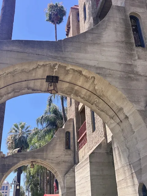 🇺🇸｜ LA’s Most European-Style Hotel: Mission Inn 🏨