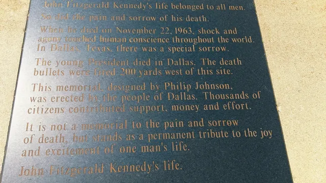 🏛️ Dealey Plaza: Where History Casts a Long Shadow