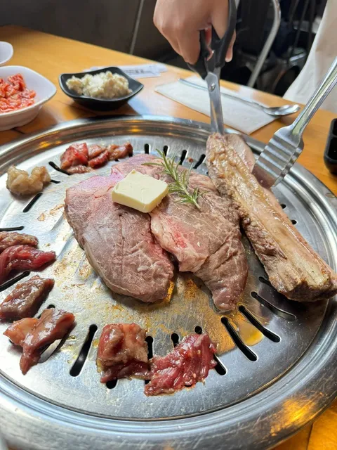 LA’s Best-Kept Secret Korean BBQ – They Serve Beef Heart & Pork Skin! 