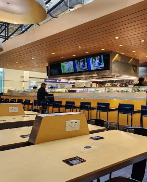 🍜 Shoyu Ramen | A Soothing Stop Before Takeoff