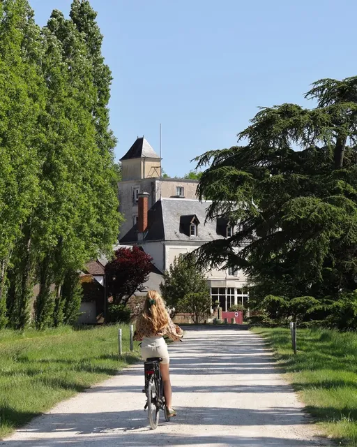 I’d rather recommend this route around Paris!