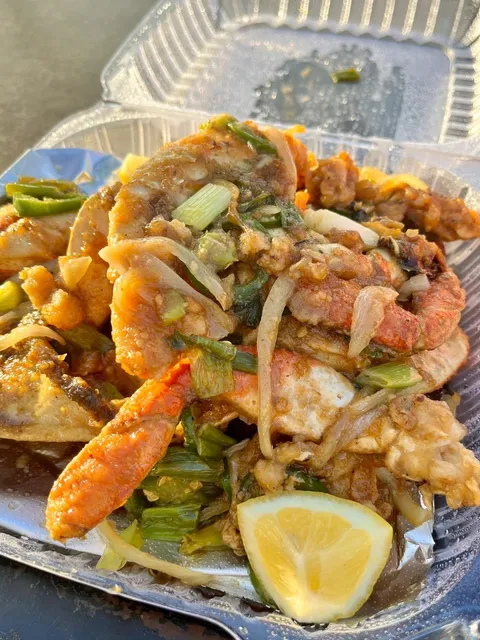 🇺🇸 A&J Seafood in Long Beach – Honest Review 🦀
