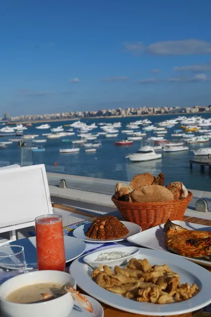 Alexandria, Egypt | Coffee, Views & Ice Cream 🏖️☕🍦