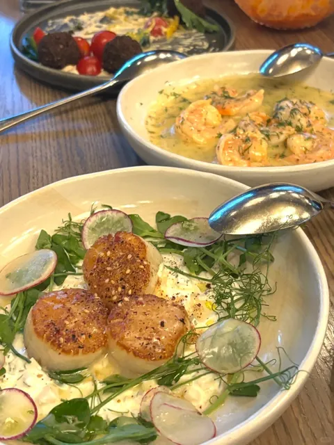 LA / Gorgeous Food + Gorgeous Spot! Super Perfect for a Date Night 🥢✨