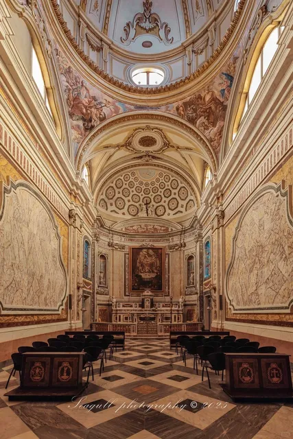 🇮🇹 A Stunning Church in Puglia, Captured on My Phone During a Hike 