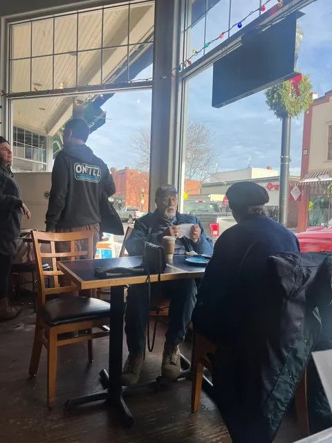 Maine Coffee Spot: Rockland’s Hidden Gem! ☕