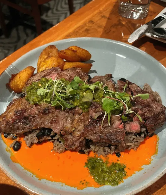 🍴 Boston's Cuban Culinary Dip