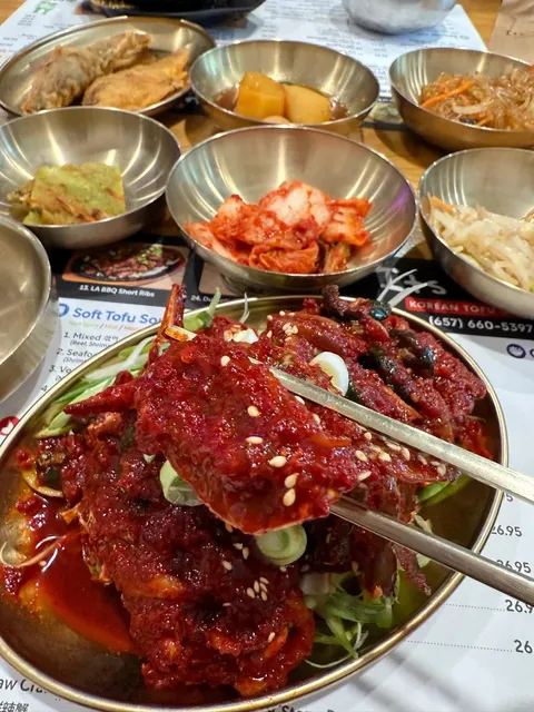 Korean-Style Spicy Raw Crab 🦀 Recommended by Locals! 🇰🇷