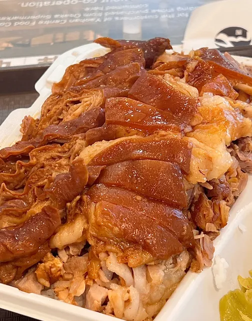 🔥 Vancouver's Best Bargain｜$12 Braised Pork Trotters