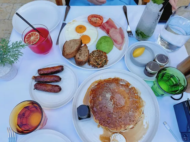 LA | A Food Wonderland in the Gardens of Beverly Hills ✨