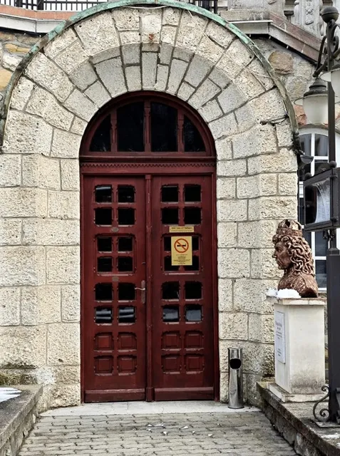 An Unforgettable Historical Restaurant