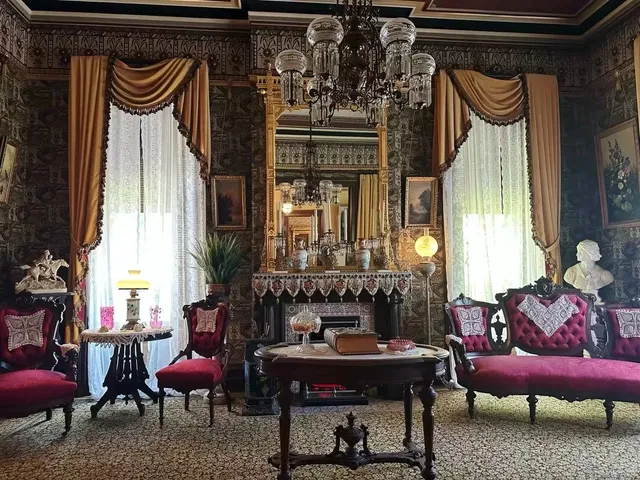 🇺🇸 | McHenry Mansion, Modesto