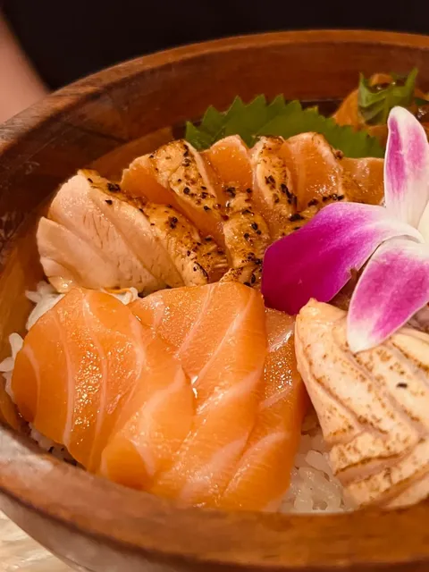 Philadelphia | Tomo’s Salmon Don is Delightful