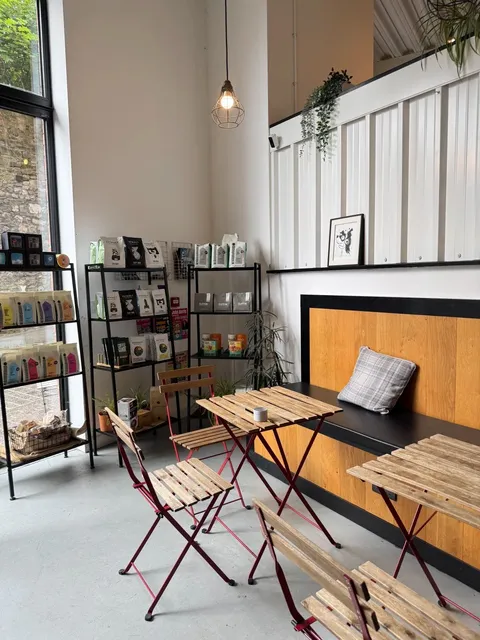 🇬🇧 Hidden Gem Seaside University Town: Swansea, Wales 🌊📚