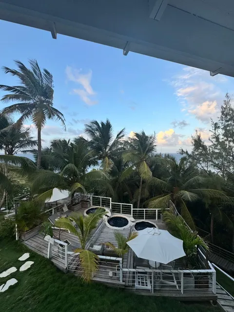 [Exploring with a "Crab Guide" 🦀] Barbados 🇧🇧