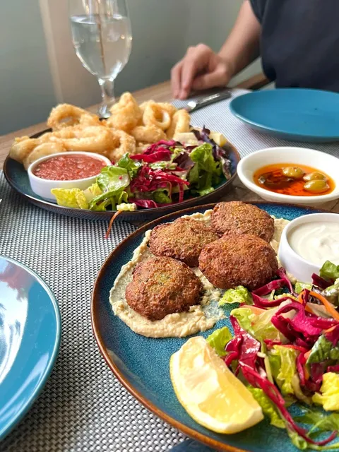 Philadelphia Area Eats | Mediterranean Flavor Restaurant Rec | OBA 🫓