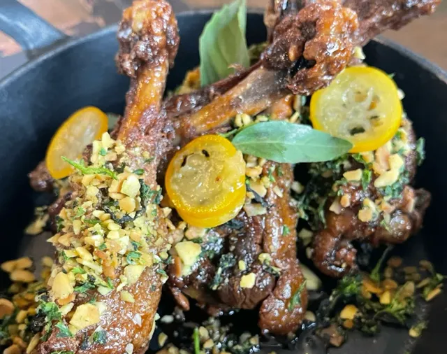 Gladstone's Commons | Windsor's 4.9⭐ French-Canadian Culinary Gem