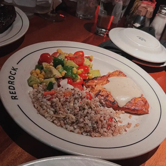 🍽️ Must-Try Restaurants in OKC – Redrock Canyon Grill