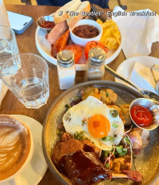 Vancouver's Must-Try Brunch | Richmond's Iconic Eatery