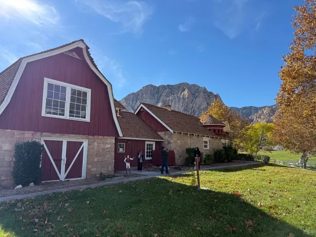 Worthy Attractions Near Vegas