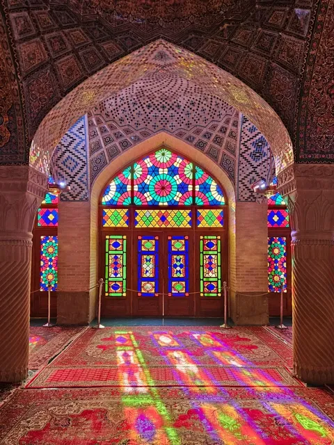 🇮🇷 Paradise Found: A Southern Iran Journey (Shiraz & Beyond)