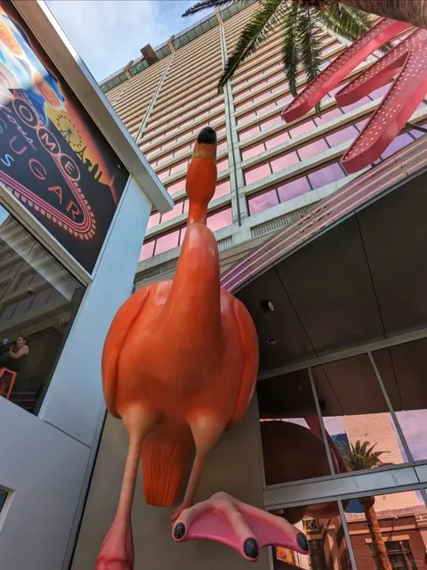 DoubleTree by Hilton Las Vegas East Flamingo 🏨✨