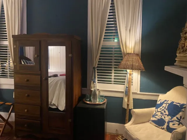 A Charming Historic Inn 🏡✨