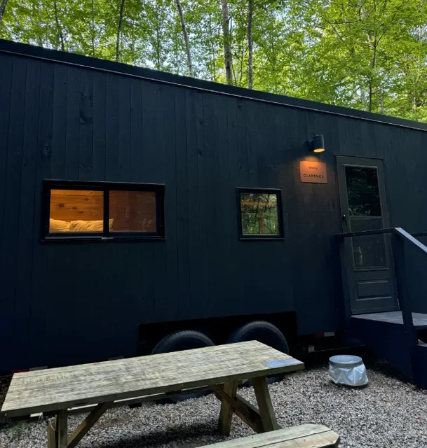 Boston Getaway cabin 🛖Blake Brook Cabins