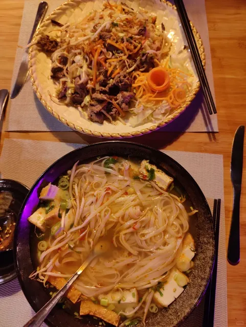 🇩🇪 Kiel 2-Day Itinerary: Day 1 – Sun, Sea & Pho! 🌊☀️