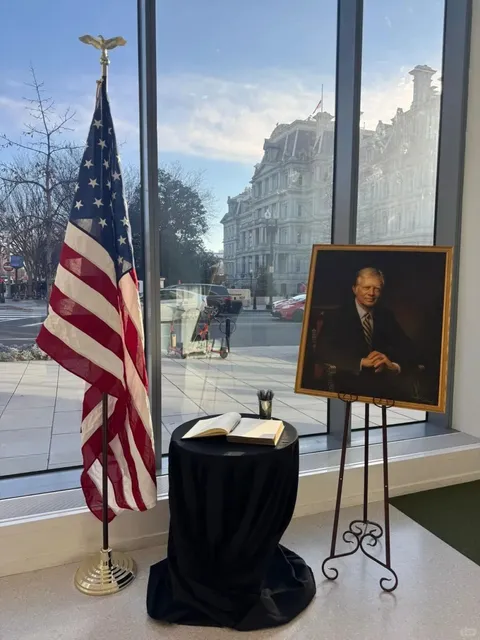 Immersive Experience in the Presidential Office 🏛️✨