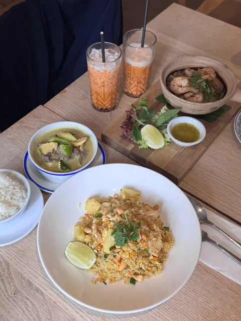 🇬🇧 ​​London's Best Thai Milk Tea? Yes, Please!​​ 🥤✨