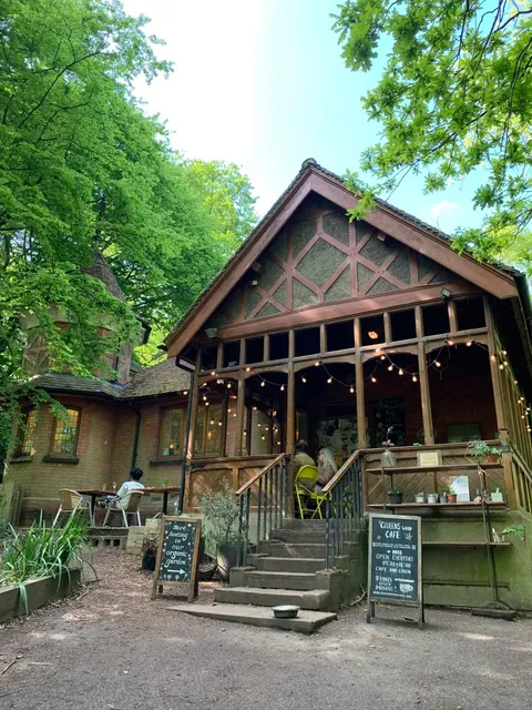 🇬🇧 North London｜A Super "Thai"-Inspired Healing Forest Café！🌿☕️