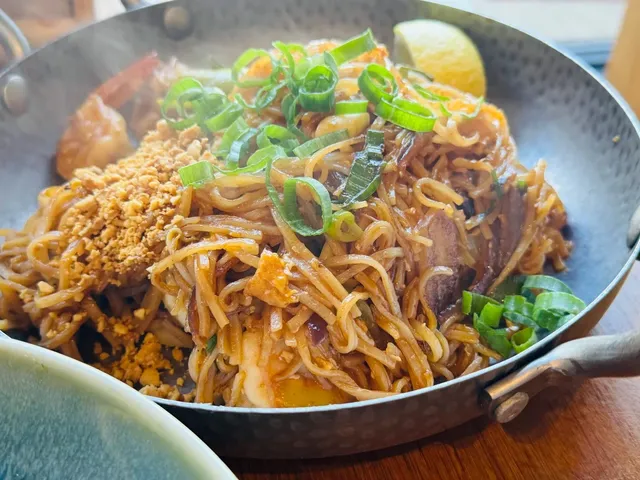 🇳🇱 Zaandam's Hidden Gem: Authentic Thai Food!