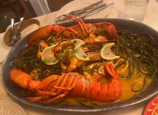 Travel | I Fell in Love with a Non-Popular Seafood Restaurant in Lisbon