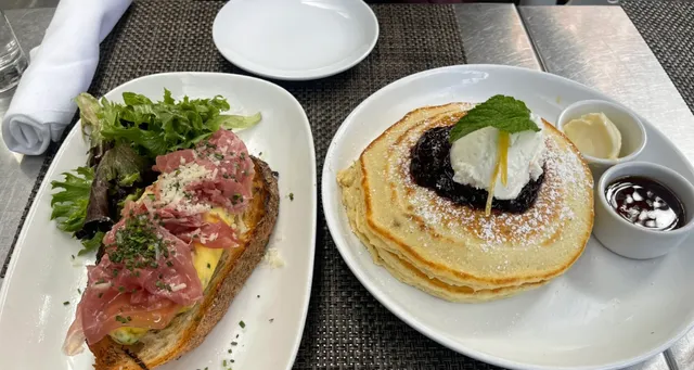 Manhattan Brunch Spots (1)🍳