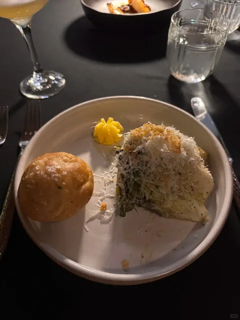 Newly Opened Gorgeous Restaurant in Mid-Wilshire, LA