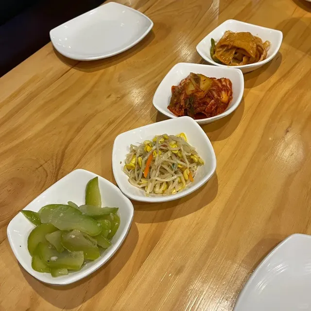 🍢 Korean Comfort in Duluth | Reliable Classics & Shareable Plates