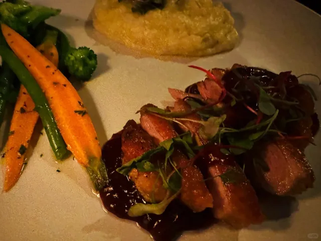 Hidden French Romance in Pasadena - Entre Nous