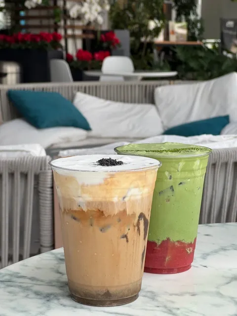 🏙️ The Best Cafe in Ktown for Studying & Working 