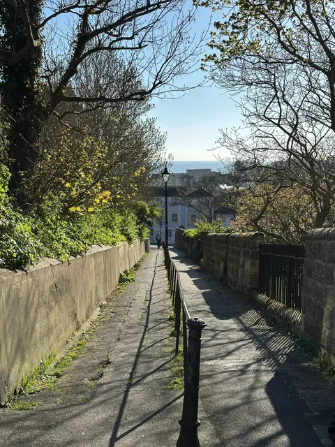 🇬🇧 It’s Hastings Season! The Perfect UK Seaside Day Trip 🌞🌊