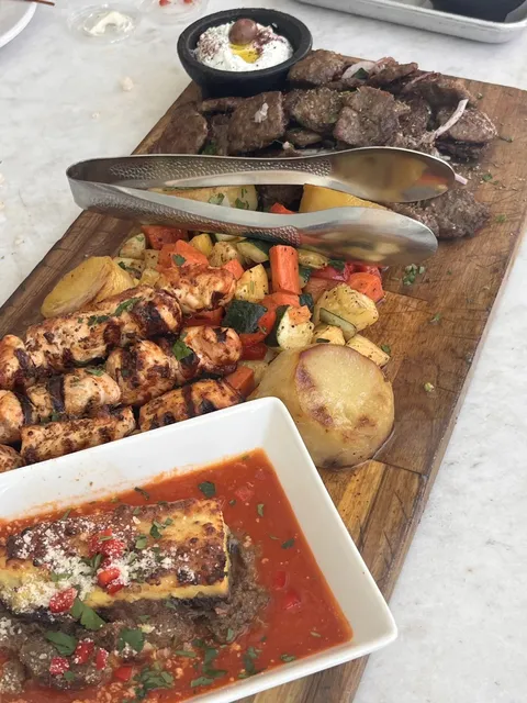 Hidden Gem Greek Restaurant in Miami's South Beach 🇬🇷🌊