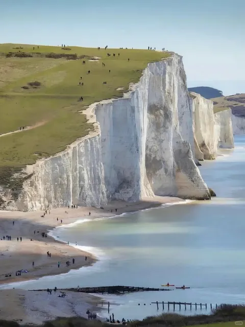 🇬🇧 The White Cliffs | If the World Really Has an Edge...