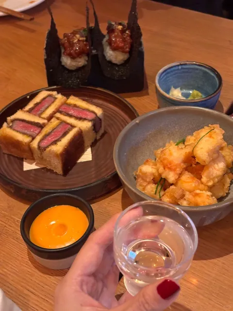 🇬🇧 Remember This Spot! Home to London's BEST Wagyu Sandwich 😋  