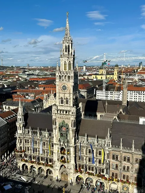 🌇🏰 Climb St. Peter's Church for a Bird's-Eye View of Munich's  Town