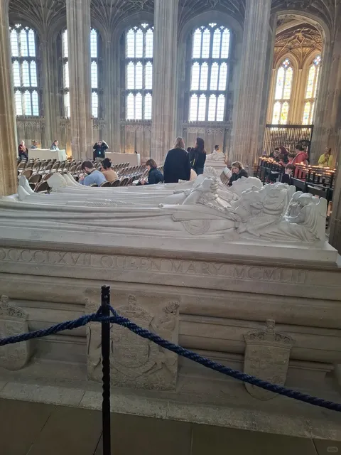 St George’s Chapel, Windsor Castle: A Royal Resting Place Guide ⚰️👑