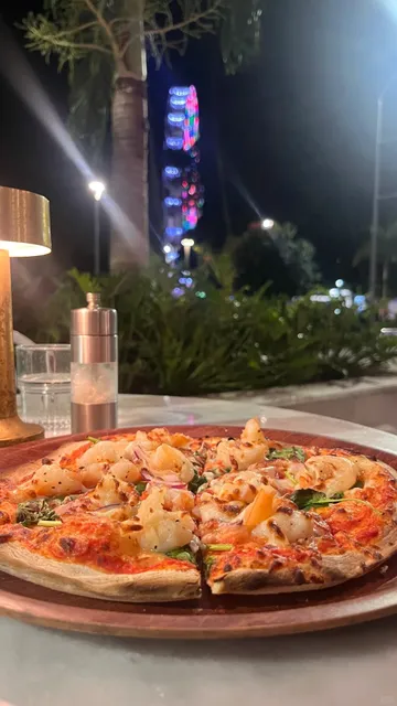 Cairns Foodie Guide: Must-Try Eats That Will Blow Your Mind! 🌴🍽️