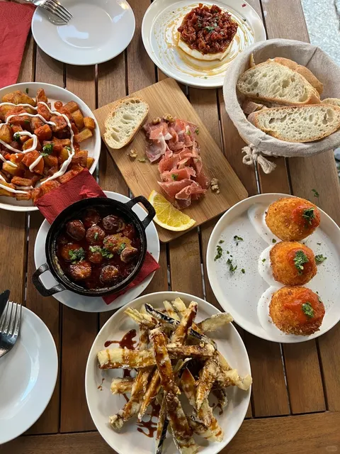 Berlin | La Peccadille French Spanish Tapas